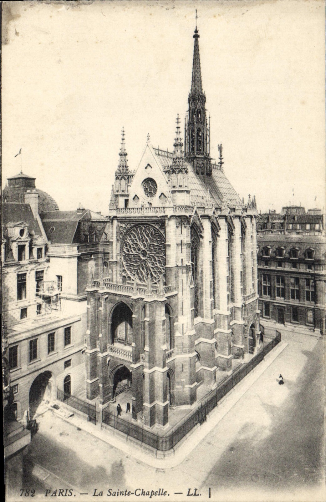 CPA Paris la Sainte Chapelle 