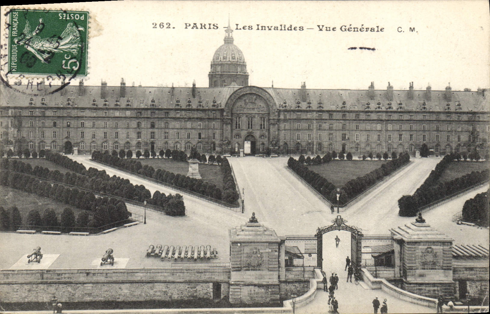 CPA Paris les Invalides vue generale 