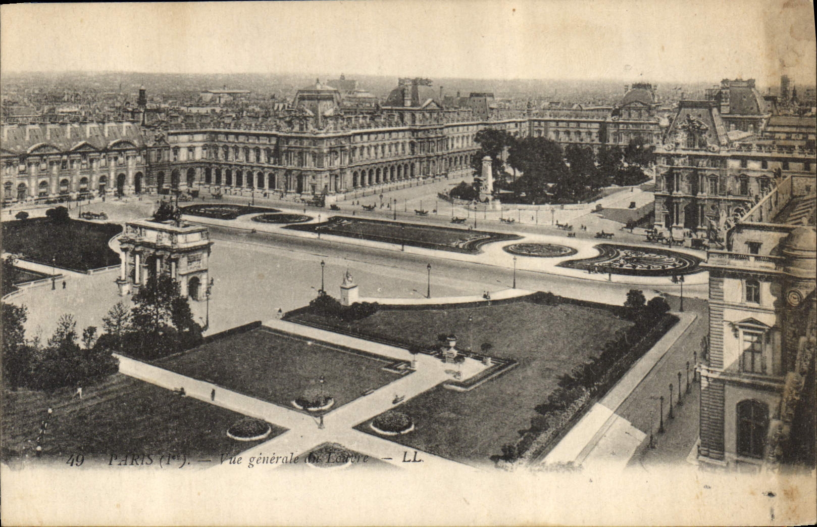 CPA Paris Ier Vue generale du Louvre 