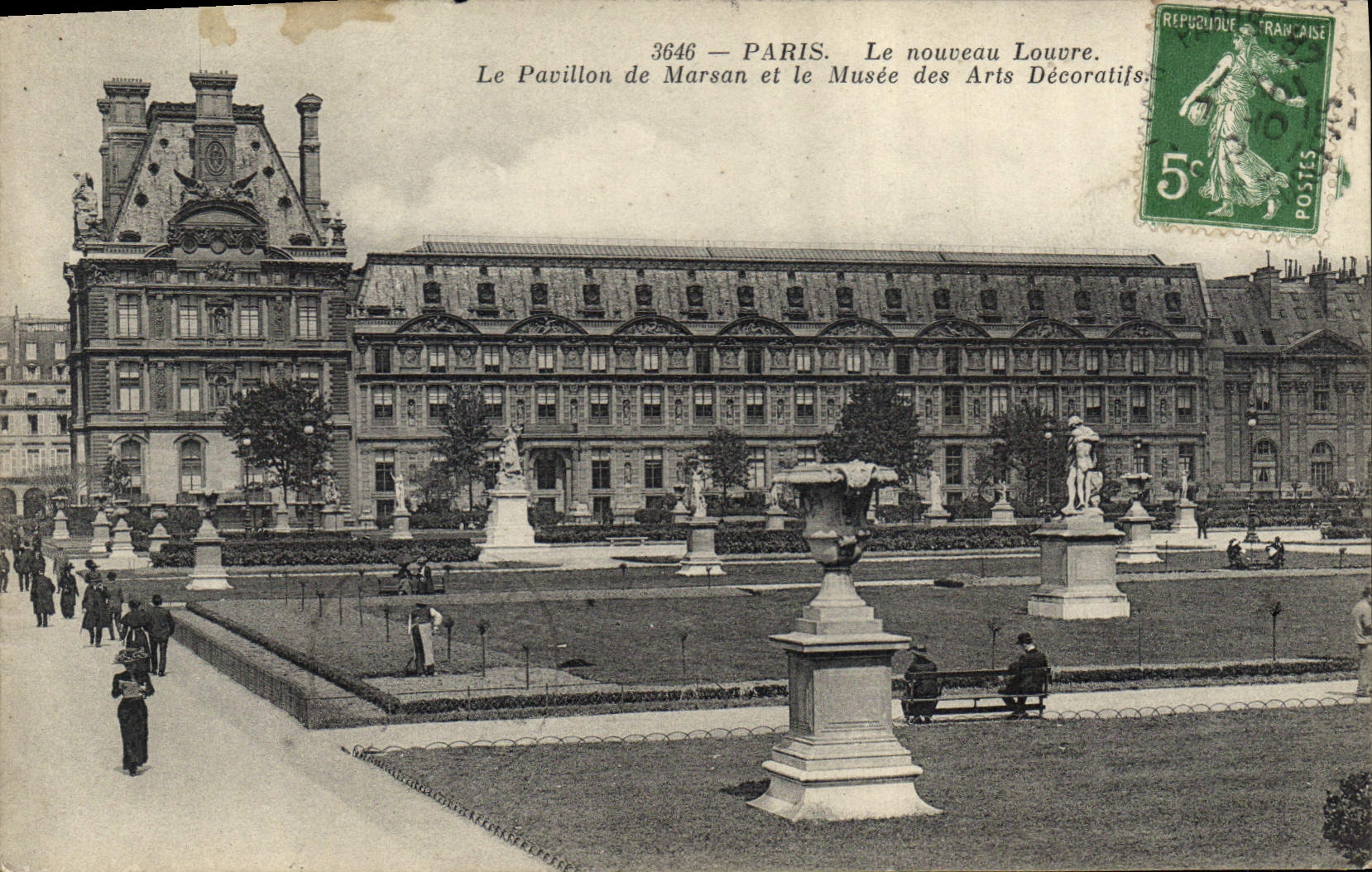 CPA Paris Le nouveau Louvre Le Pavillon de Mardan et lke Musee des Arts Decoratifs