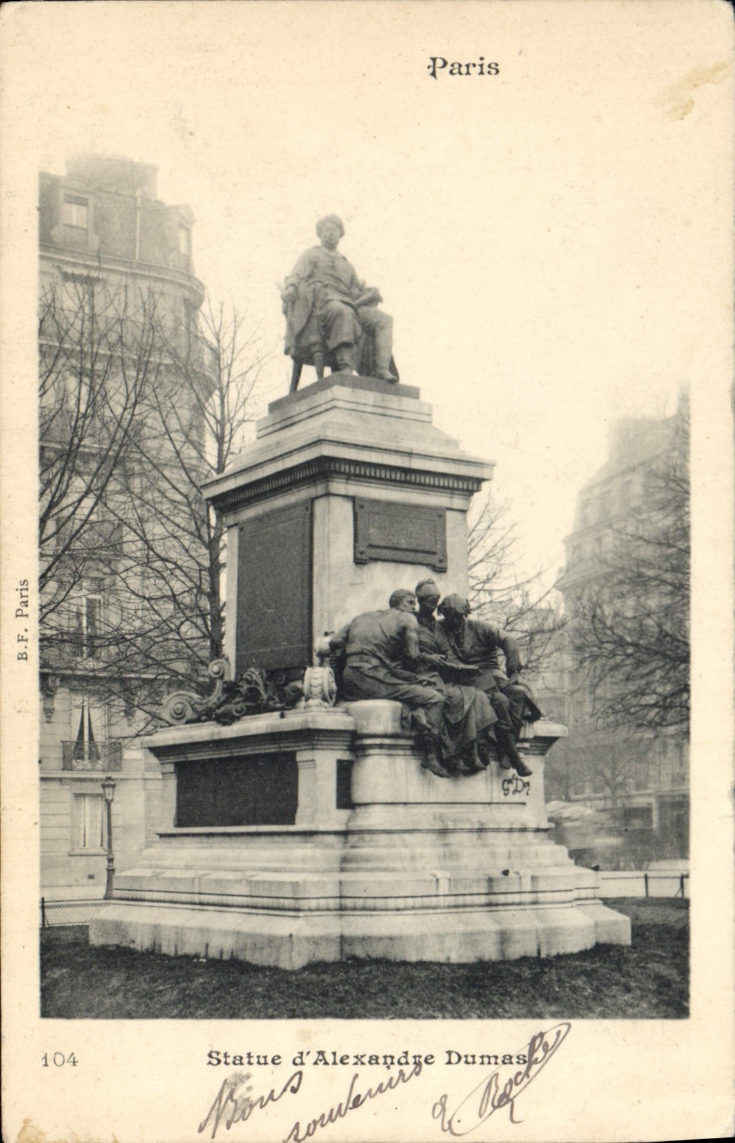 CPA Paris Statue d'Alexandre Dumas 