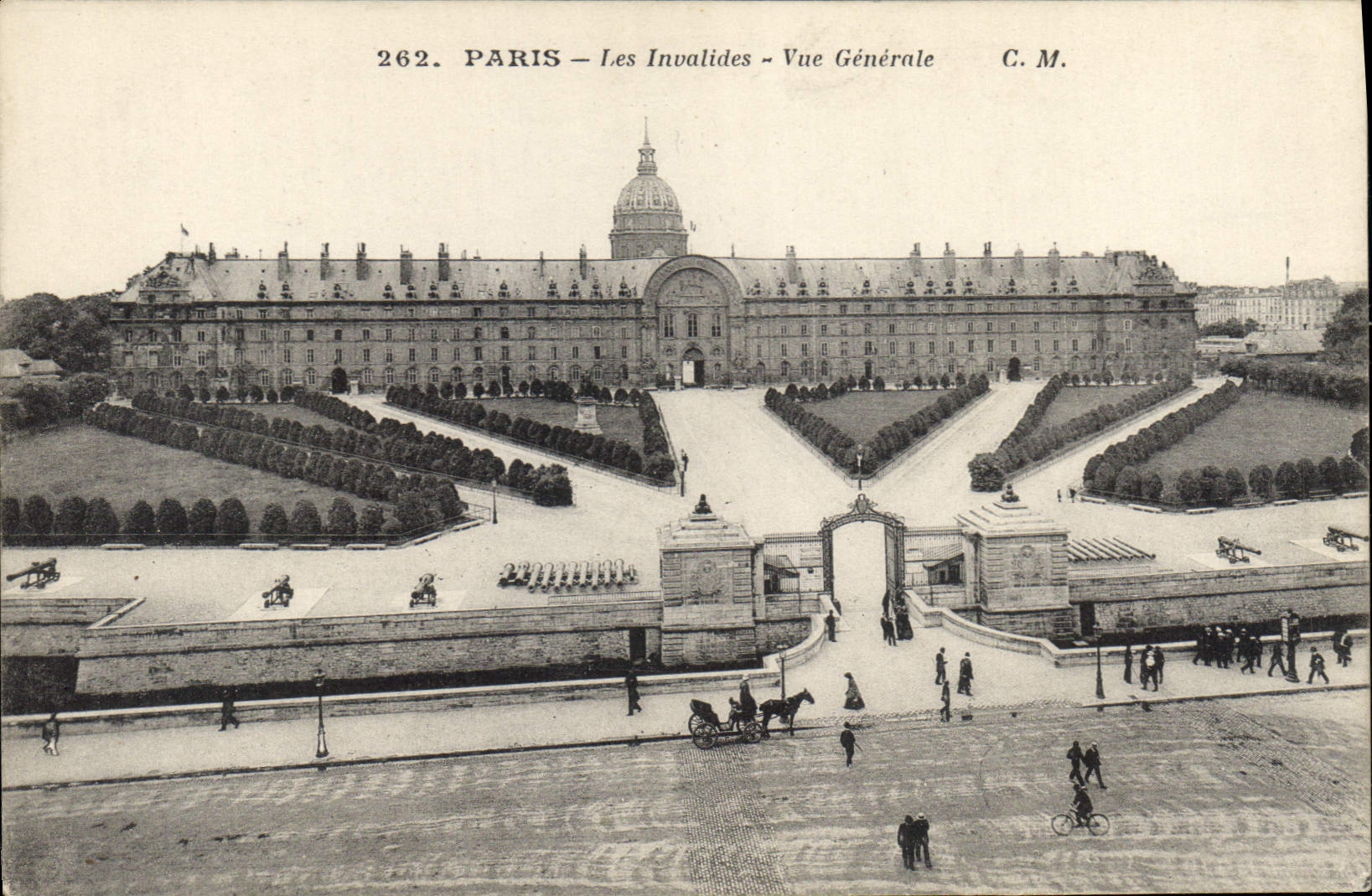 CPA Paris Les Invalides Vue generale 