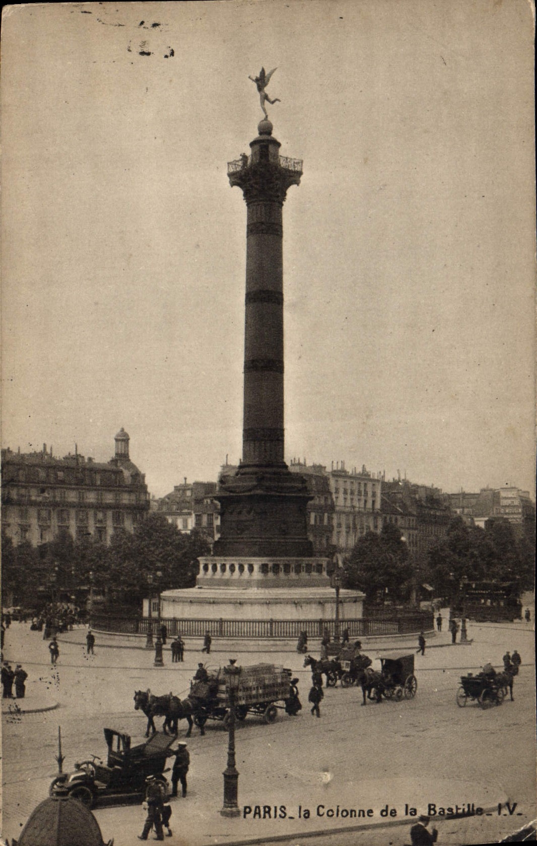CPA Paris la Colonne de la Bataille 