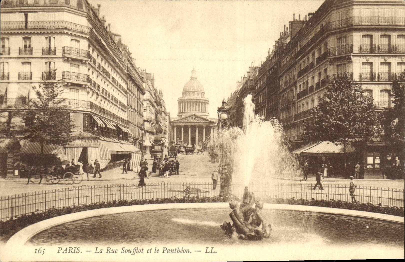 CPA Paris La Rue Soufflot et le Pantheon
