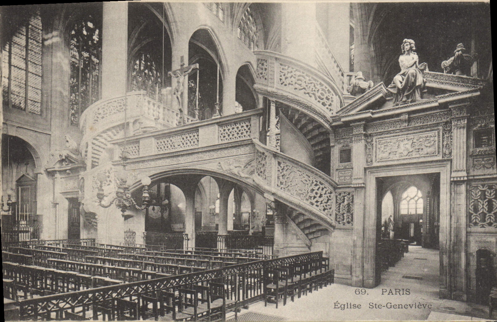 CPA Paris Eglise Ste Genevieve 