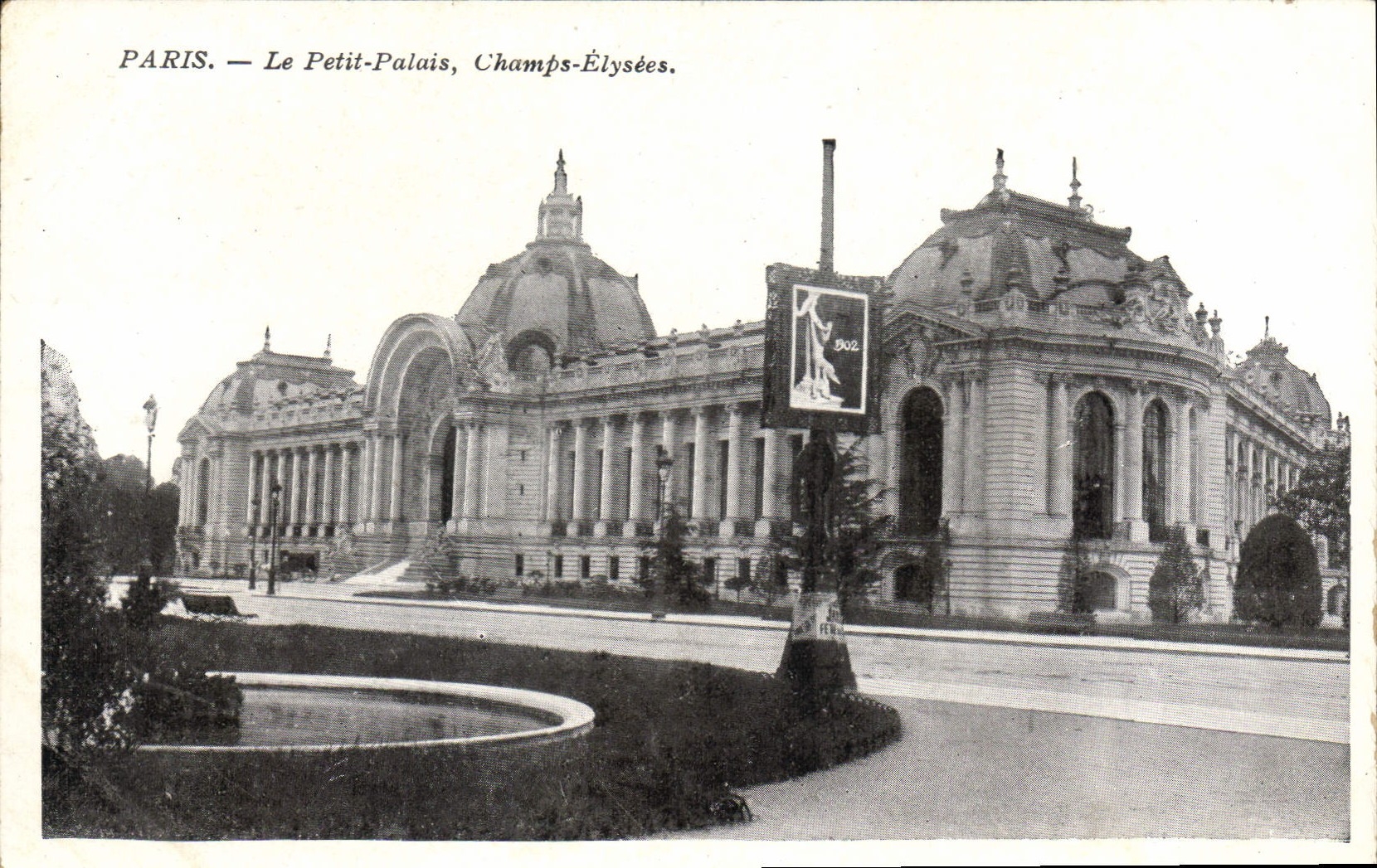 CPA Paris Le Petit Palais Champs Elysees 