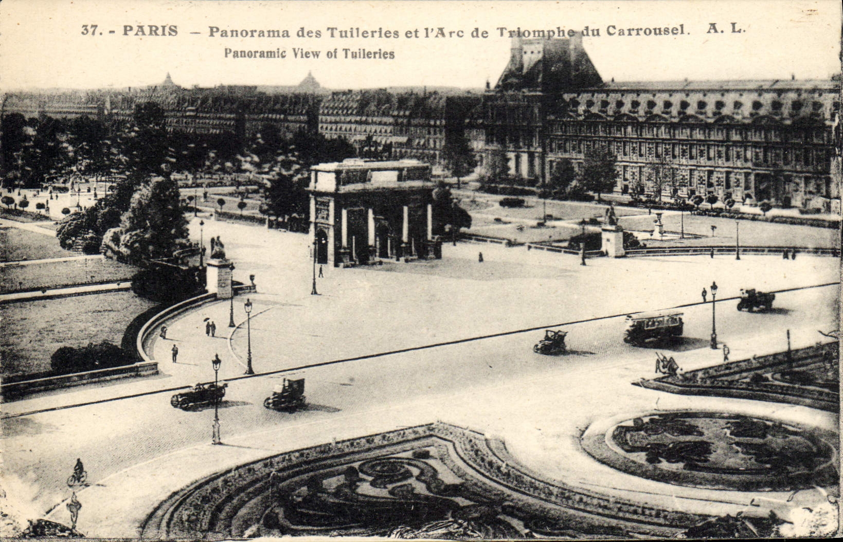CPA Paris Panorama des Tuileries et l'Arc de Triomphe du Carrousel