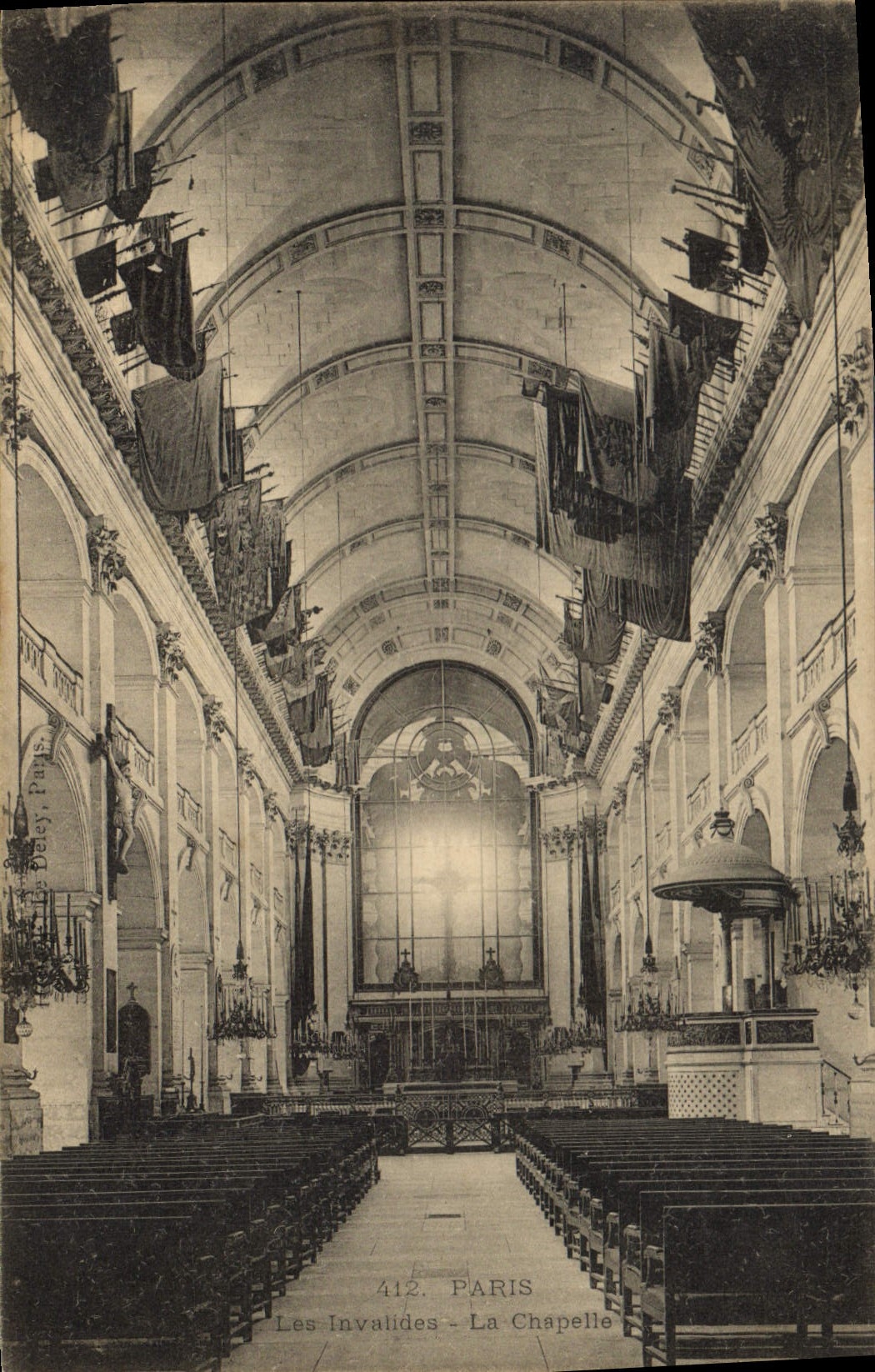 CPA Paris les Invalides la Chapelle 