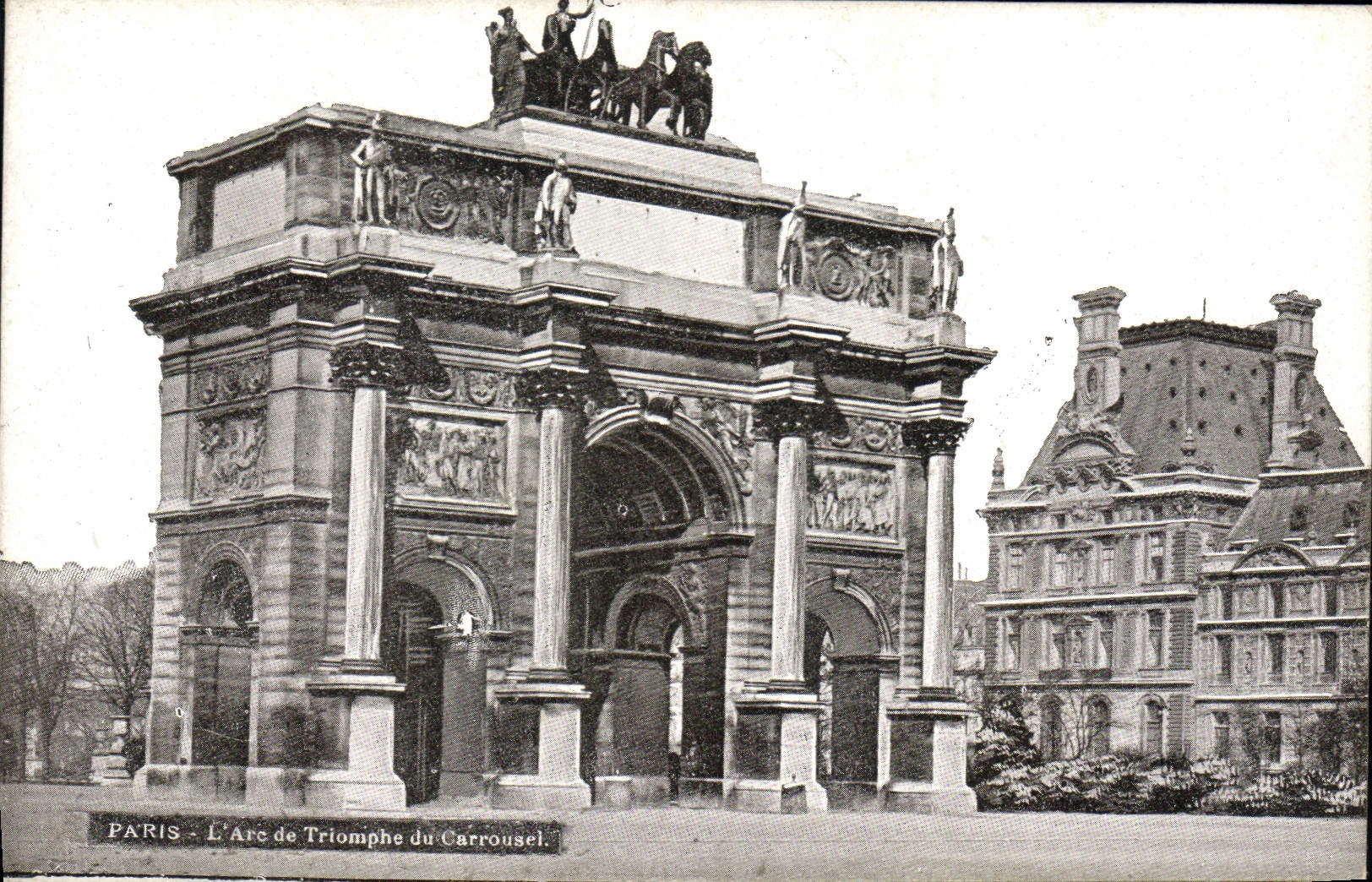 CPA Paris L'Arc de Triomphe du Carrousel 
