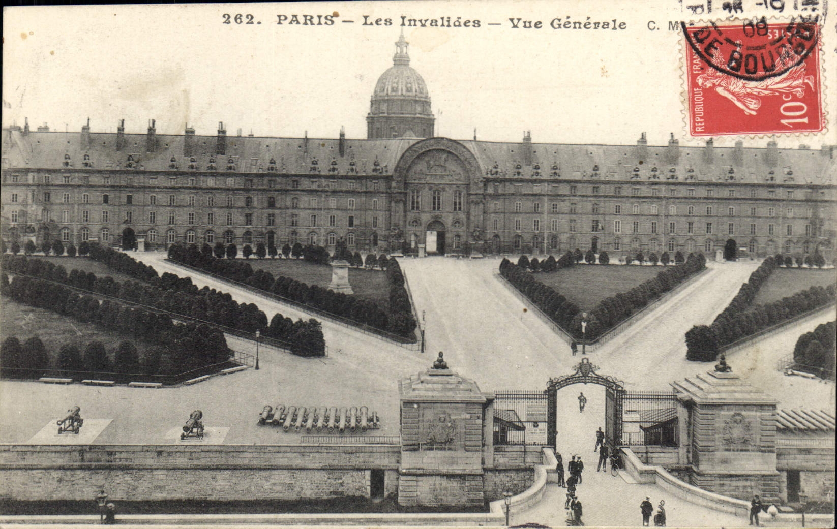 CPA Paris Les Invalides Vue generale