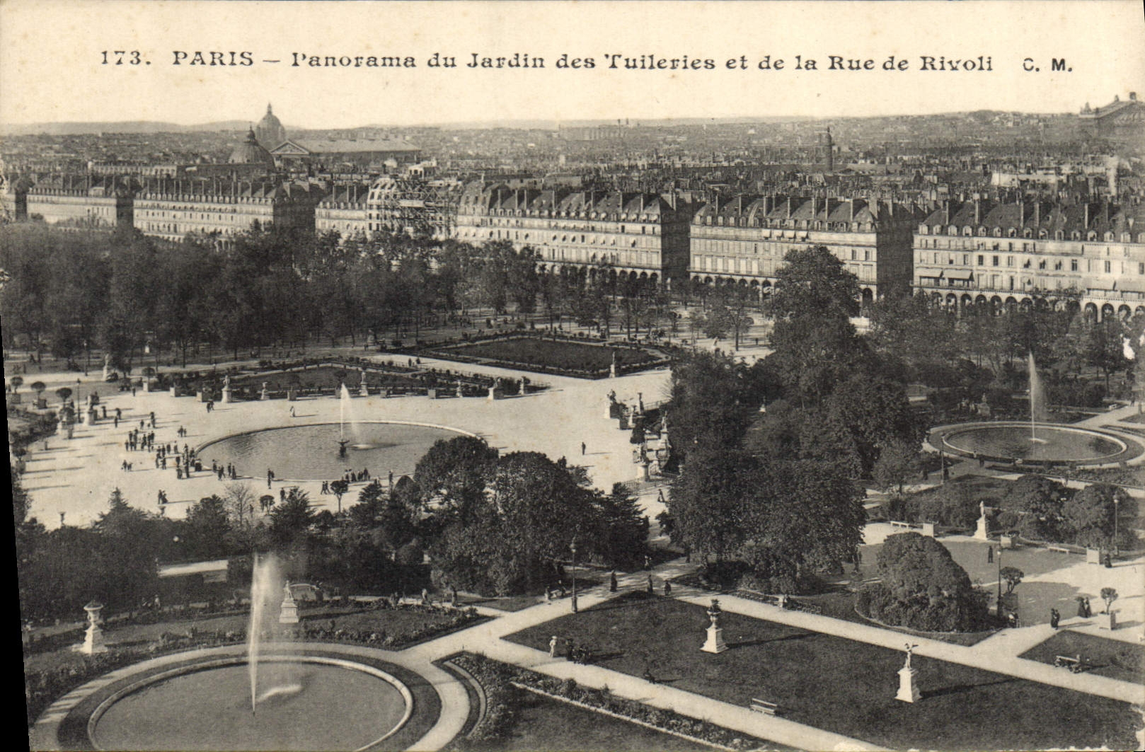 CPA Paris Panorama du Jardin des Tuileries et de la Rue de Rivoli 