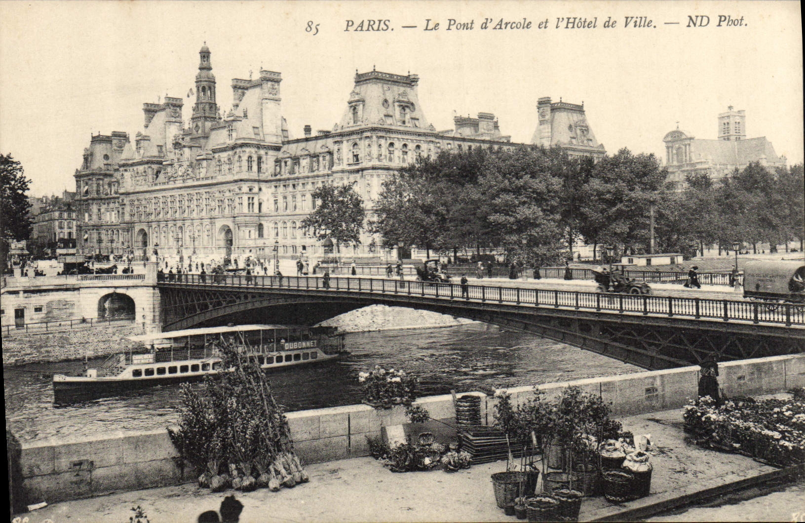 CPA Paris Le Pont d'Arcole et l'Hotel de Ville 