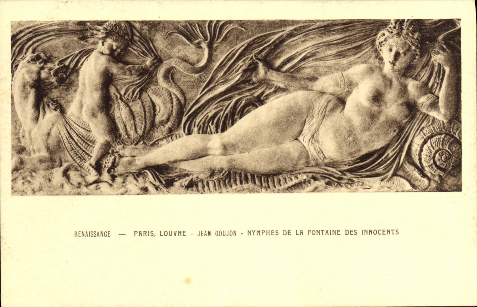CPA Renaissance Paris Louvre Jean Goujon Nymphes de la Fontaine des Innocents