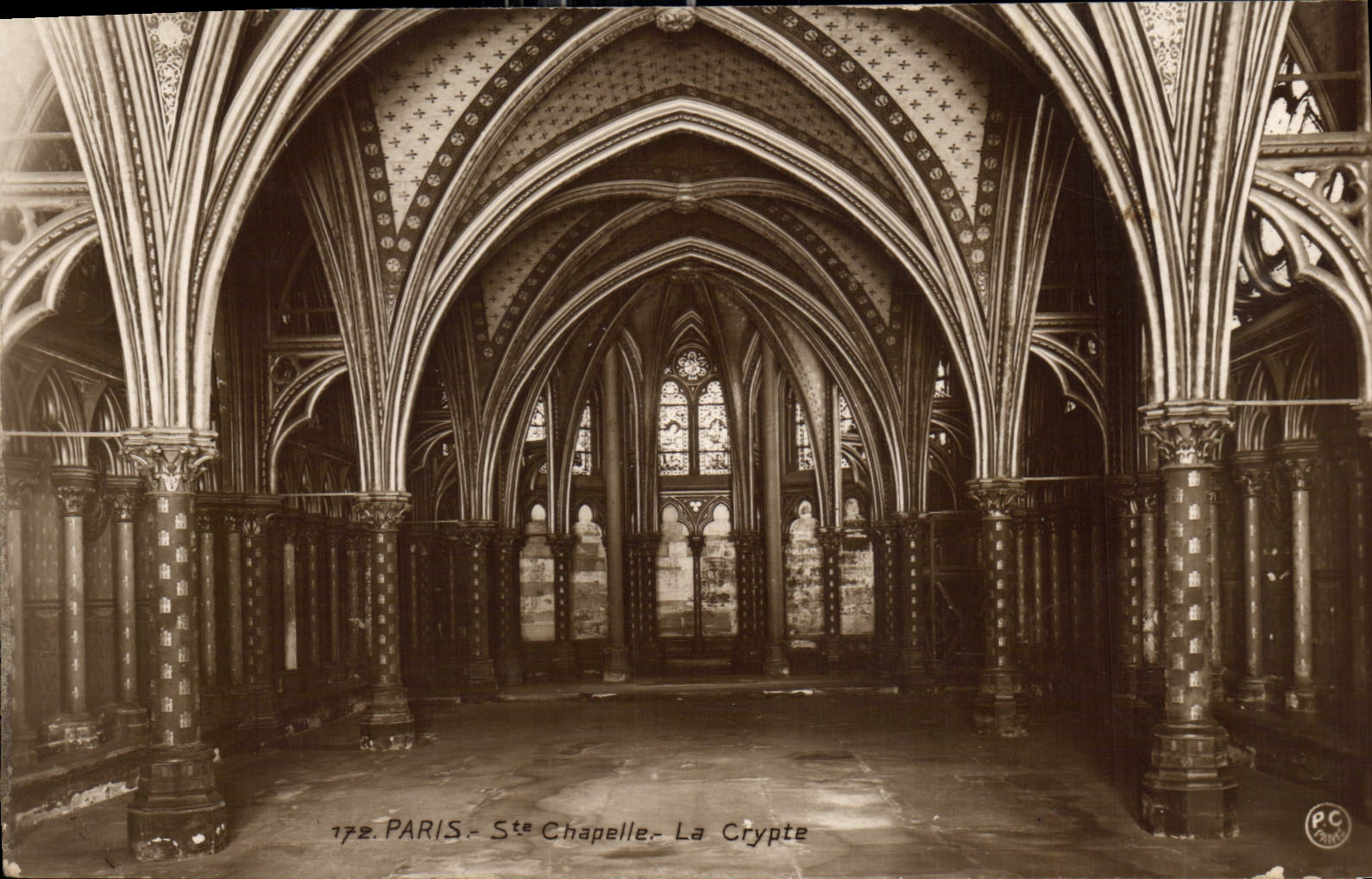 CPA Paris Ste Chapelle La Crypte 