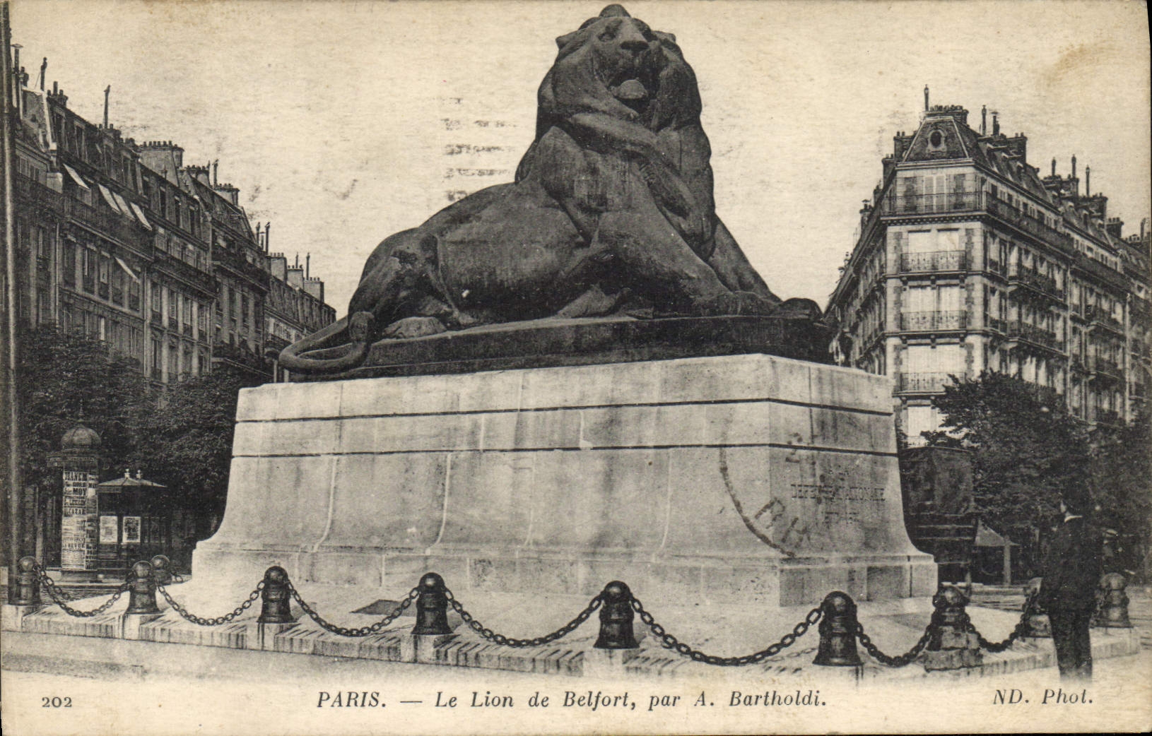 CPA Paris Le Lion de Belfort par A Bartholdi