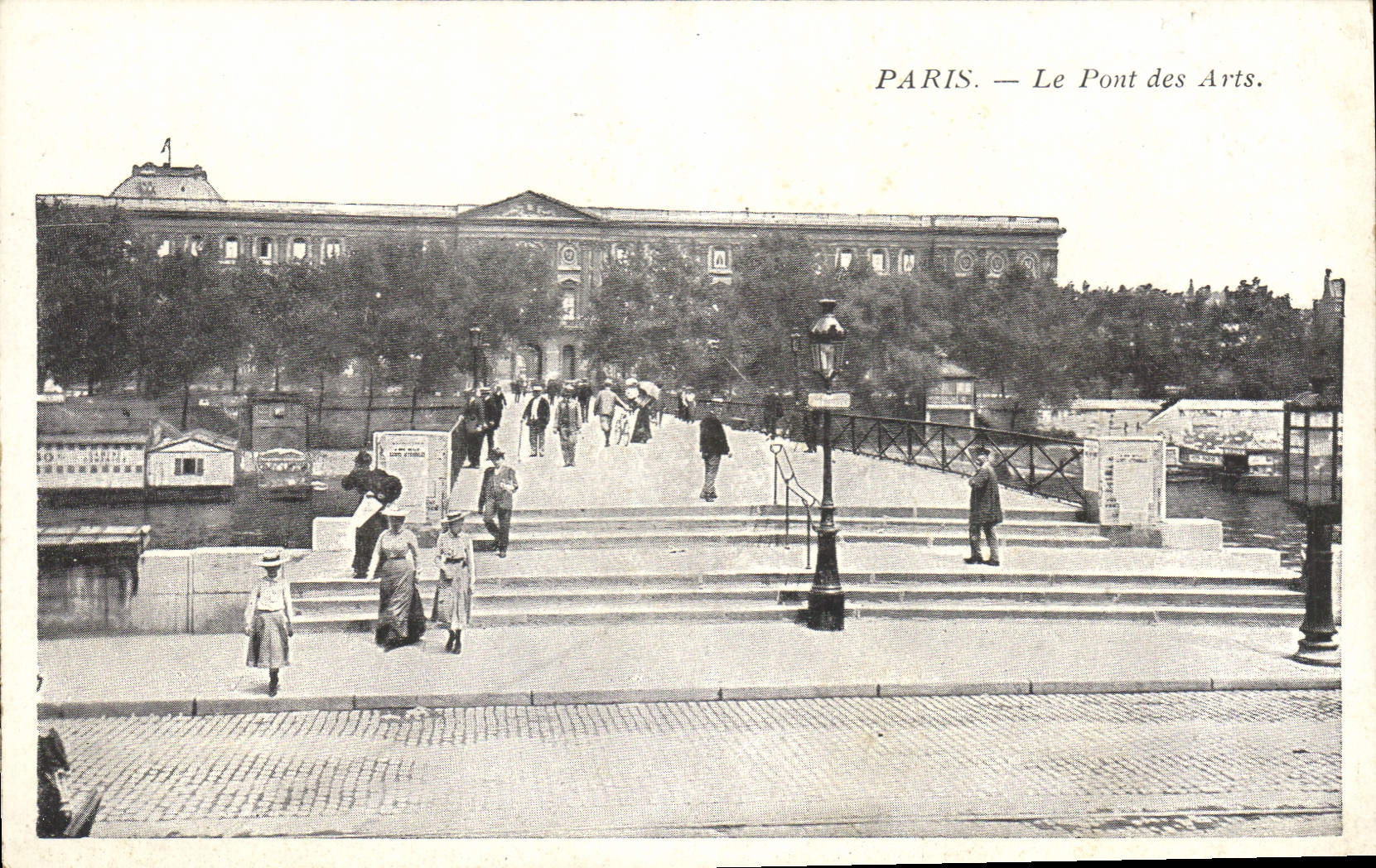 CPA Paris Le Pont des Arts 