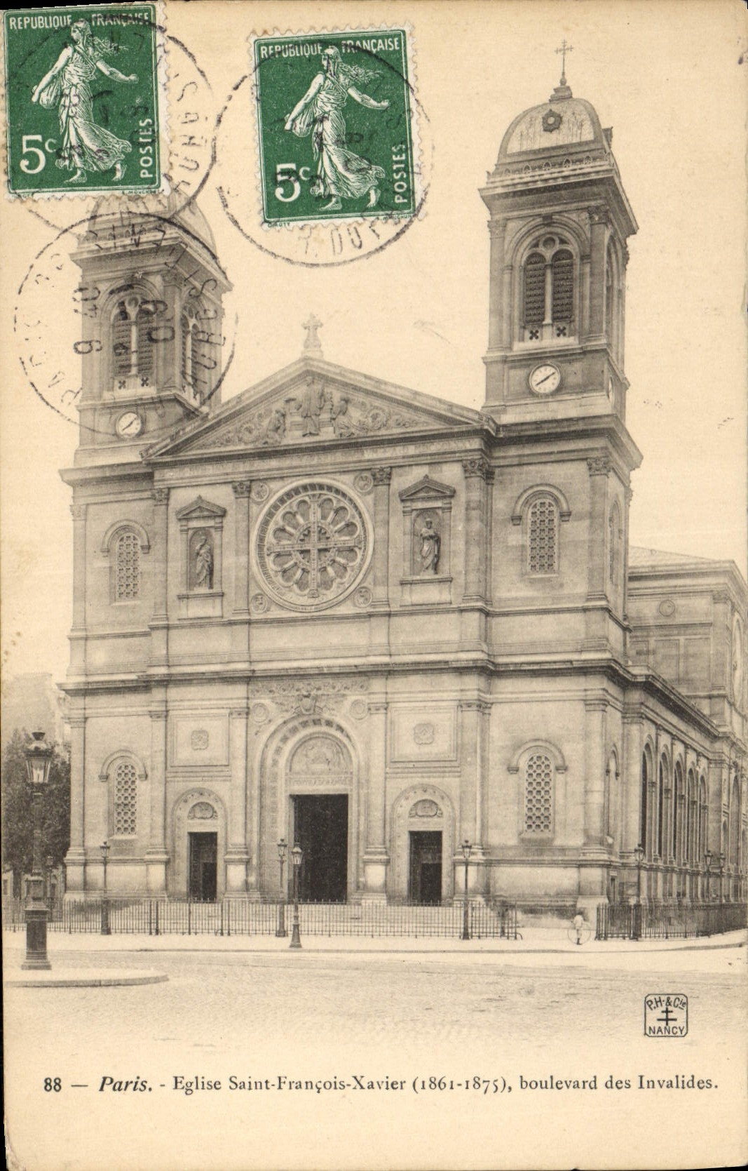 CPA Paris Eglise Saint Francois Xavier boulevard des Invalides