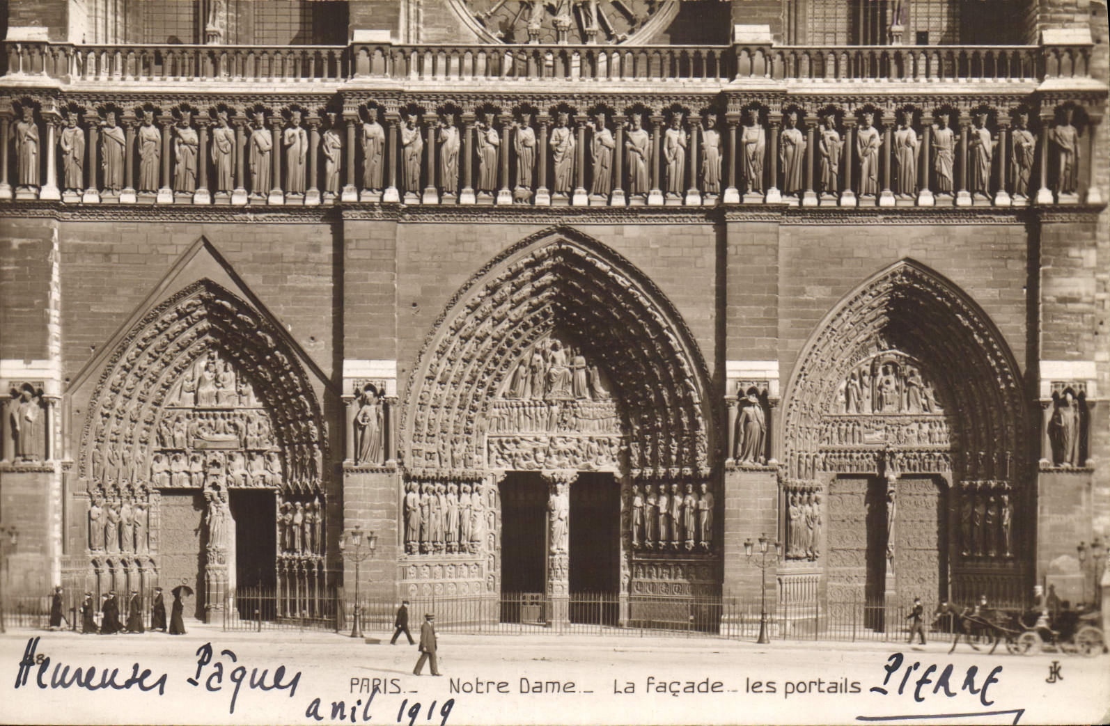 CPA Paris Notre Dame La Facade Les Portails