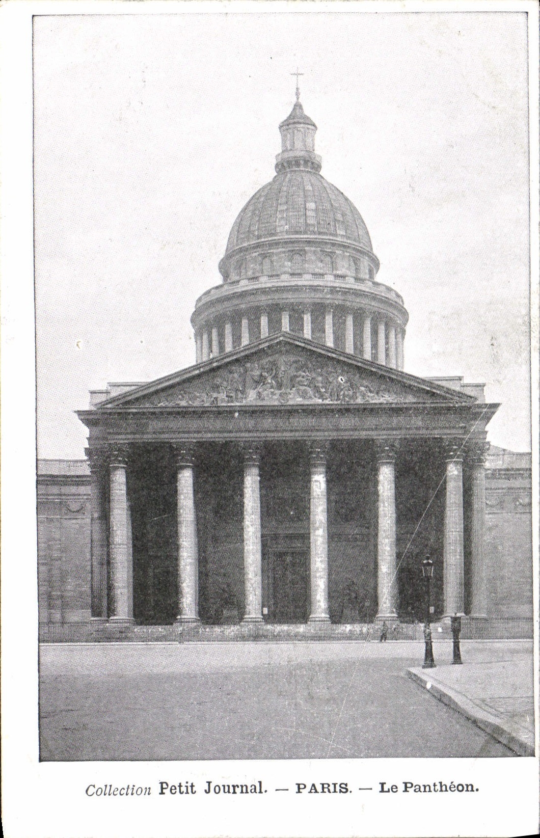 CPA Paris Petit Journal Paris Le Pantheon 