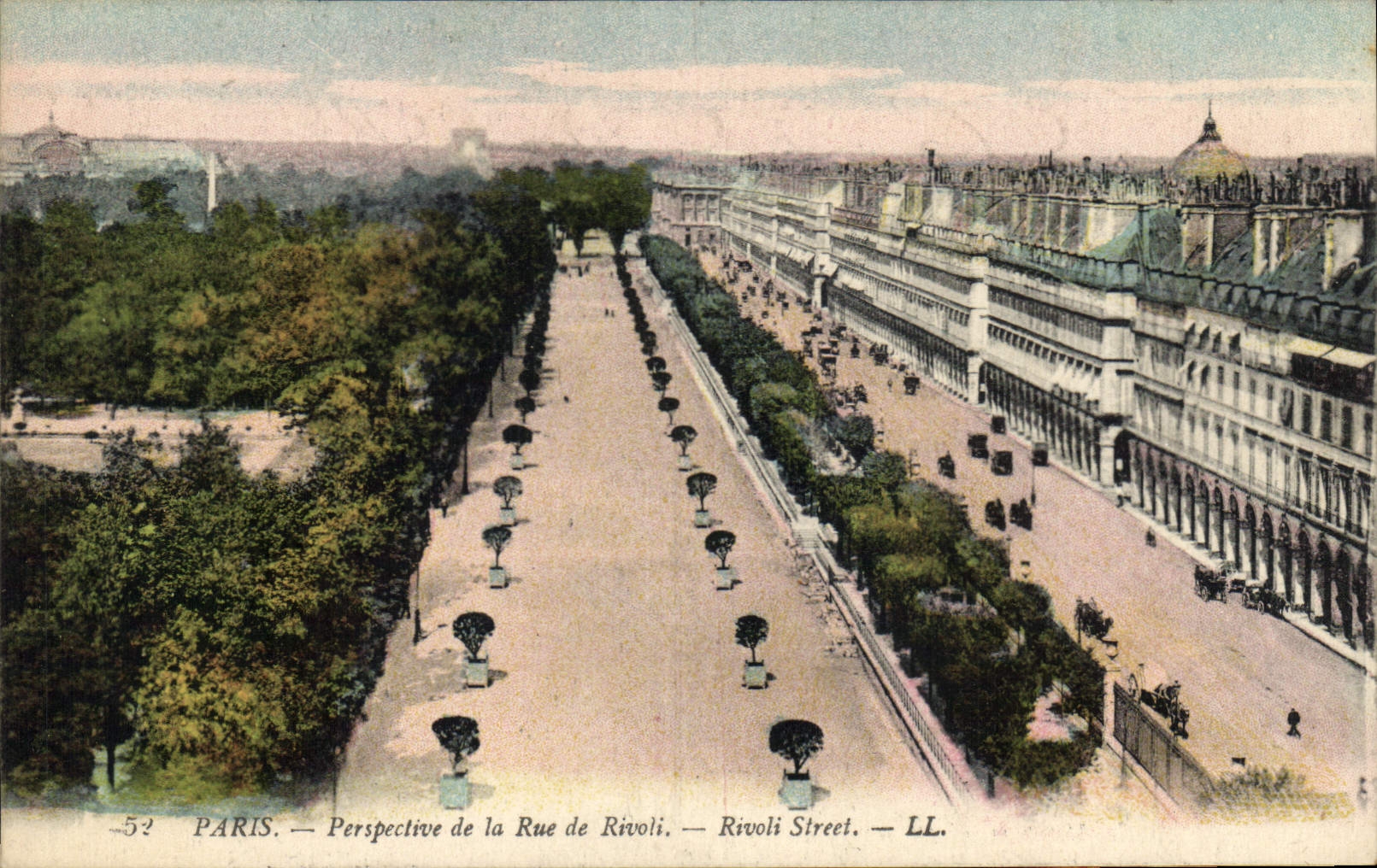 CPA Paris Perspective de la Rue de Rivoli