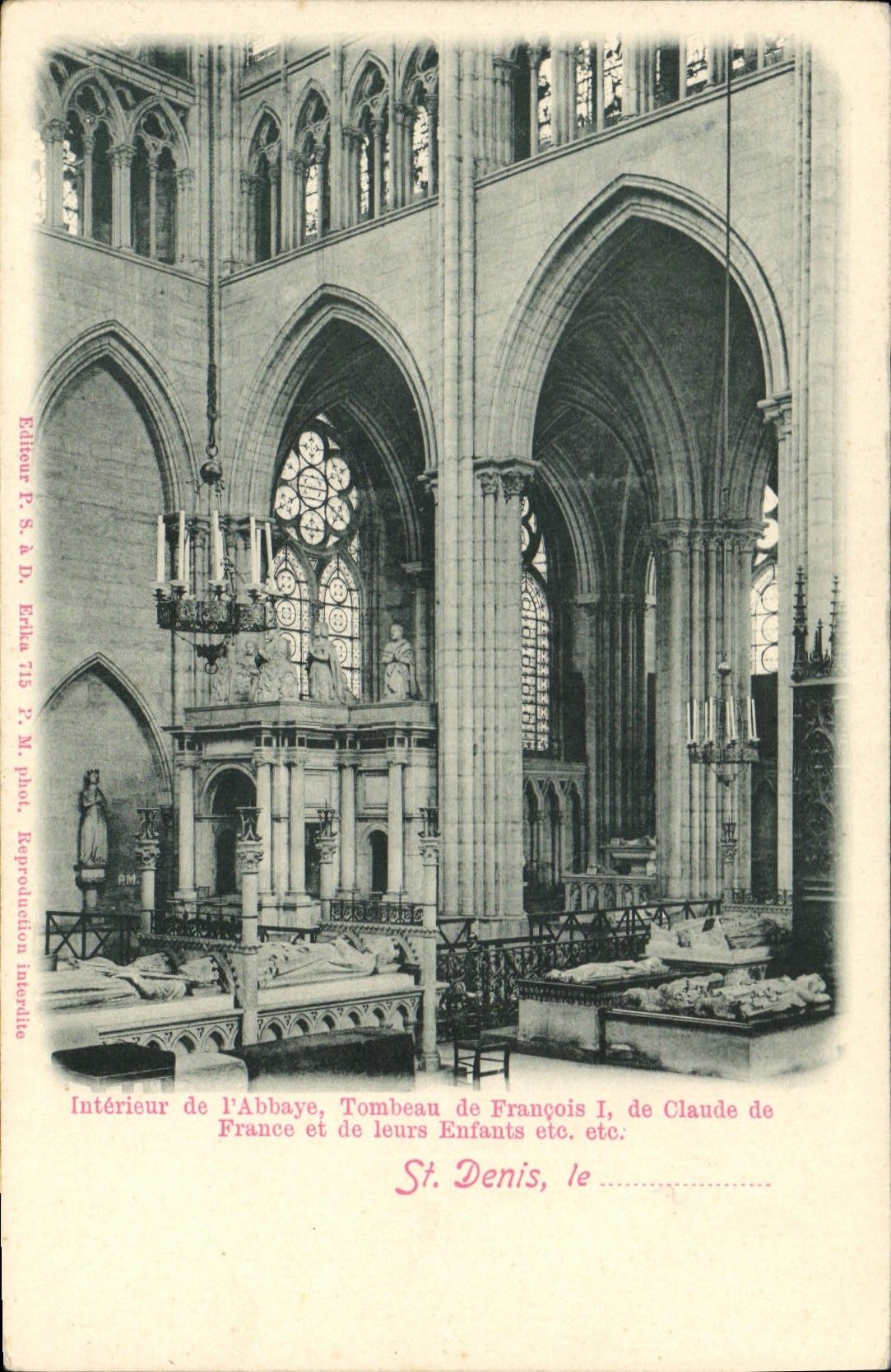 CPA Paris Interieur de l'Abbaye Tombeau de Francois I de Claude de France et de leurs Enfauts St Den
