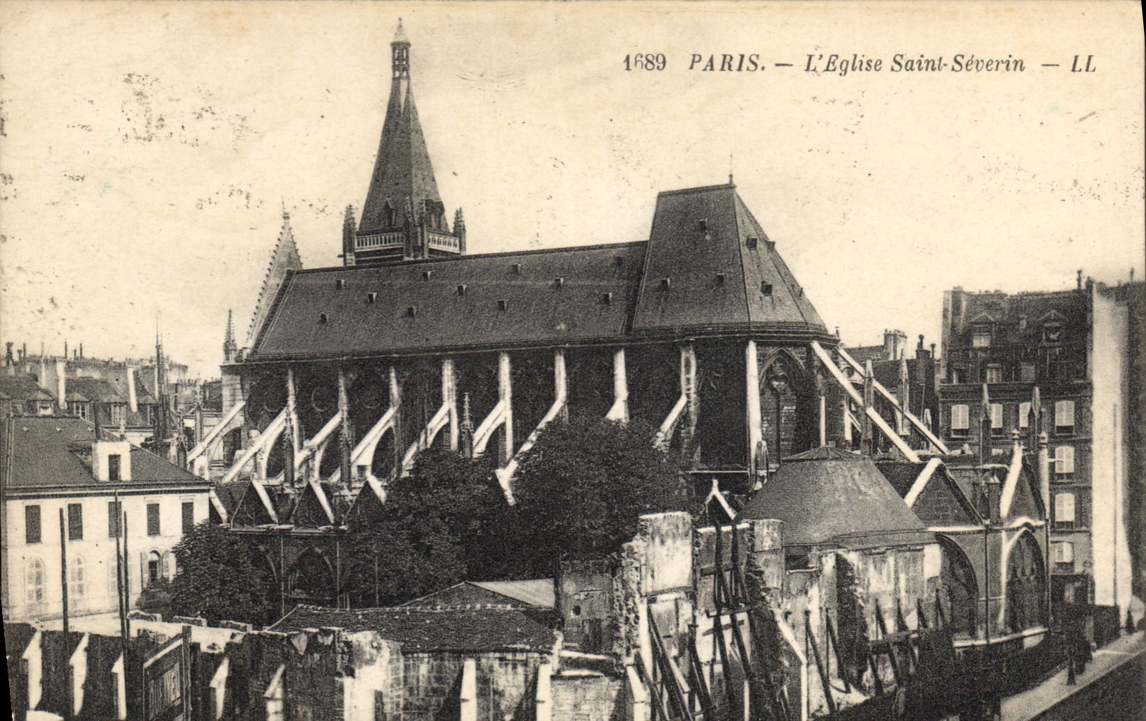 CPA Paris l'Eglise Saint Severin 