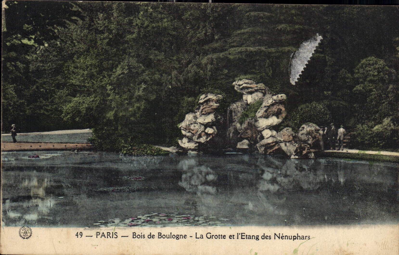 CPA Paris Bois de Boulogne La Grotte et l'Etang des Nenuphars
