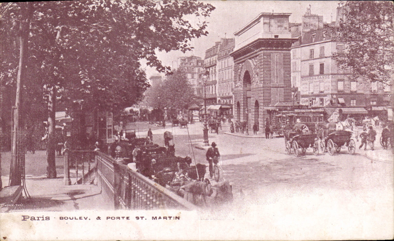 CPA Paris Boulevard et porte St Martin 