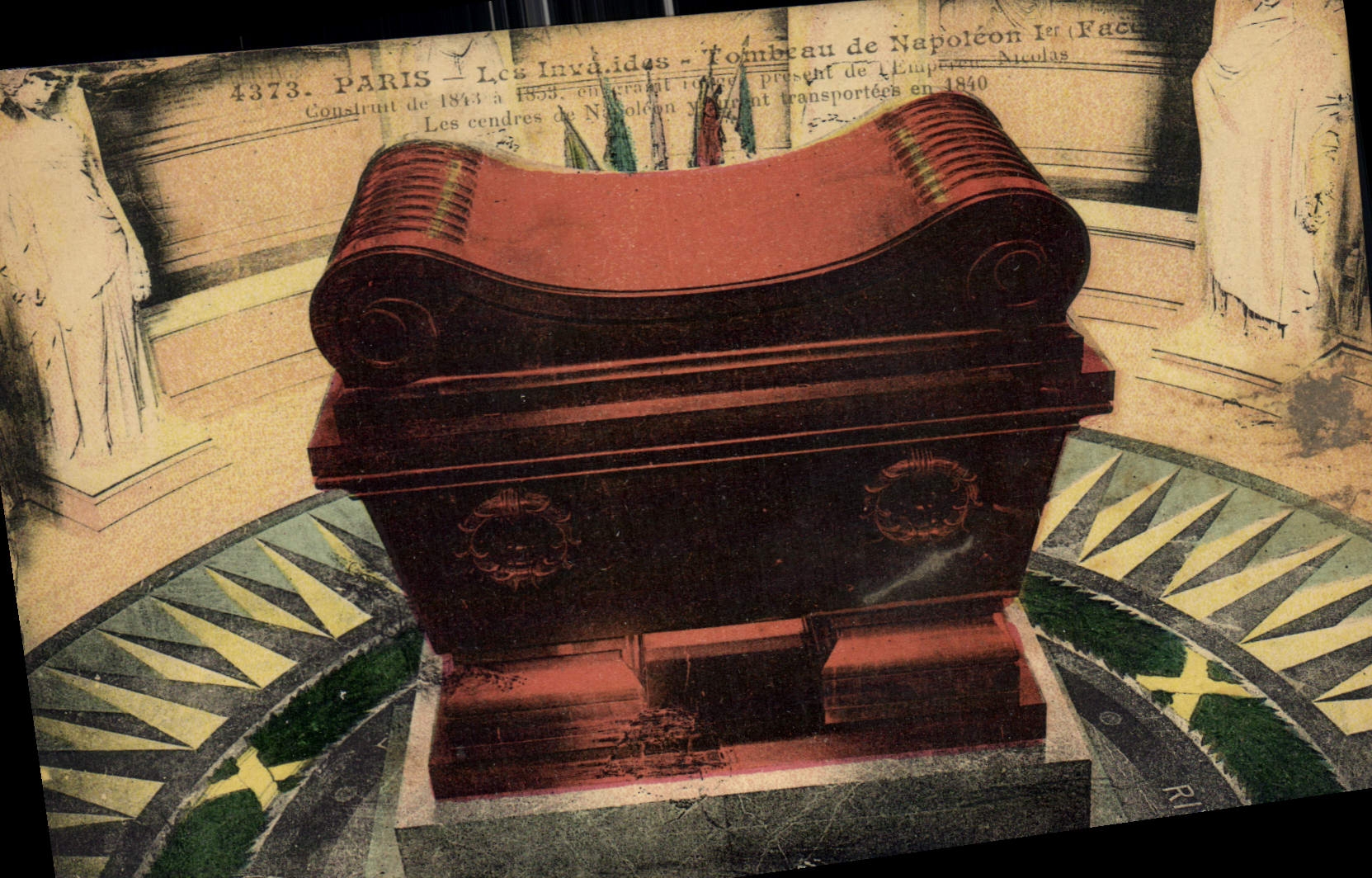 CPA Paris Les Invalides Tombeau de Napoleon I Facade