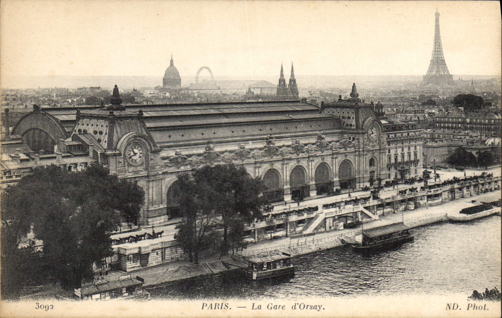 CPA Paris La Gare d'Orsay Tour Eiffel