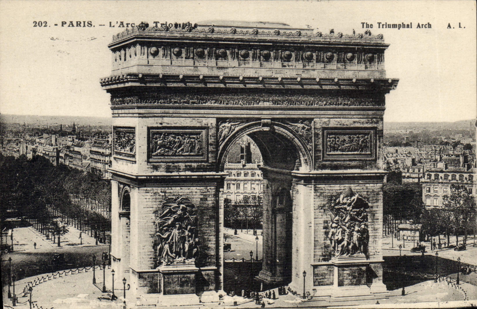 CPA Paris L'Arc de Triomphe 