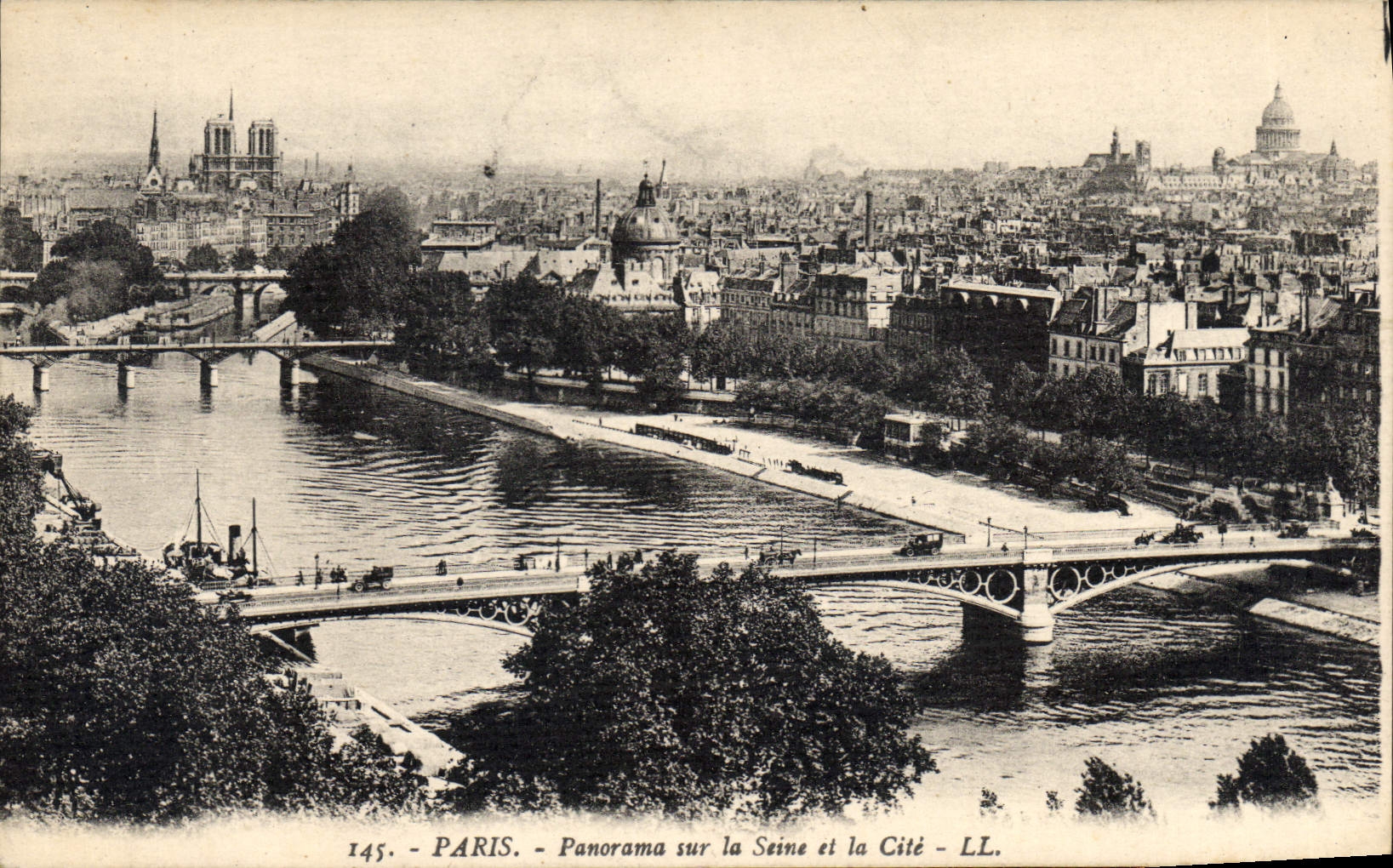 CPA Paris Panorama sur la Seine et la Cite
