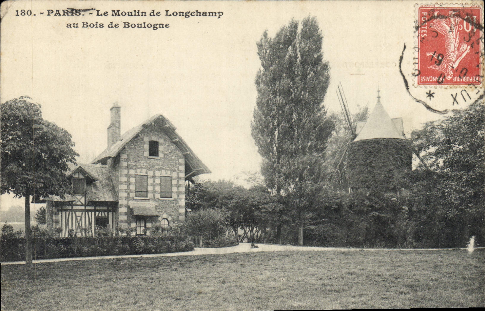 CPA Paris Le Moulin de Longchamp au Bois de Boulogne 