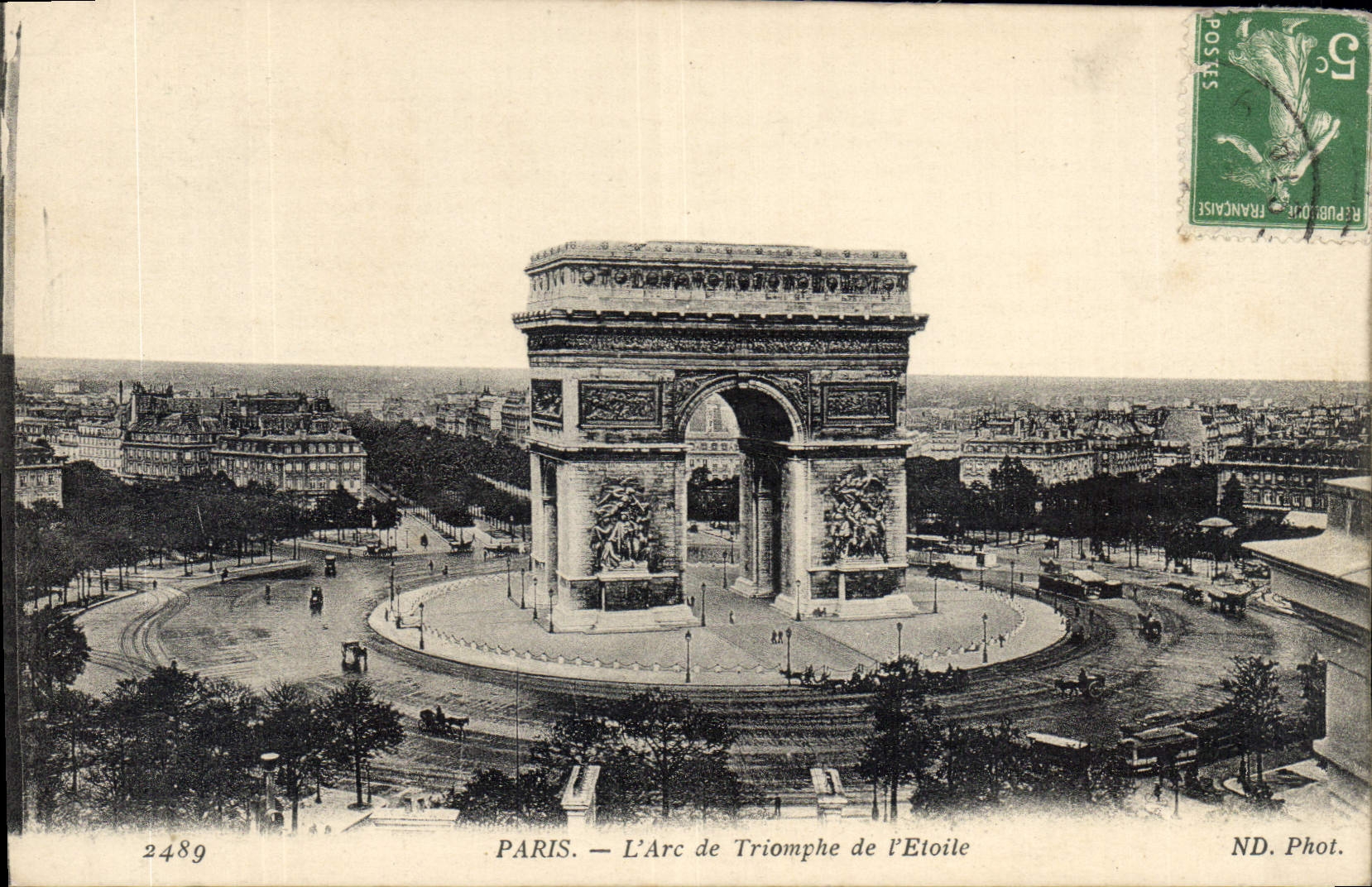 CPA Paris L'Arc de Triomphe de l'Etoile