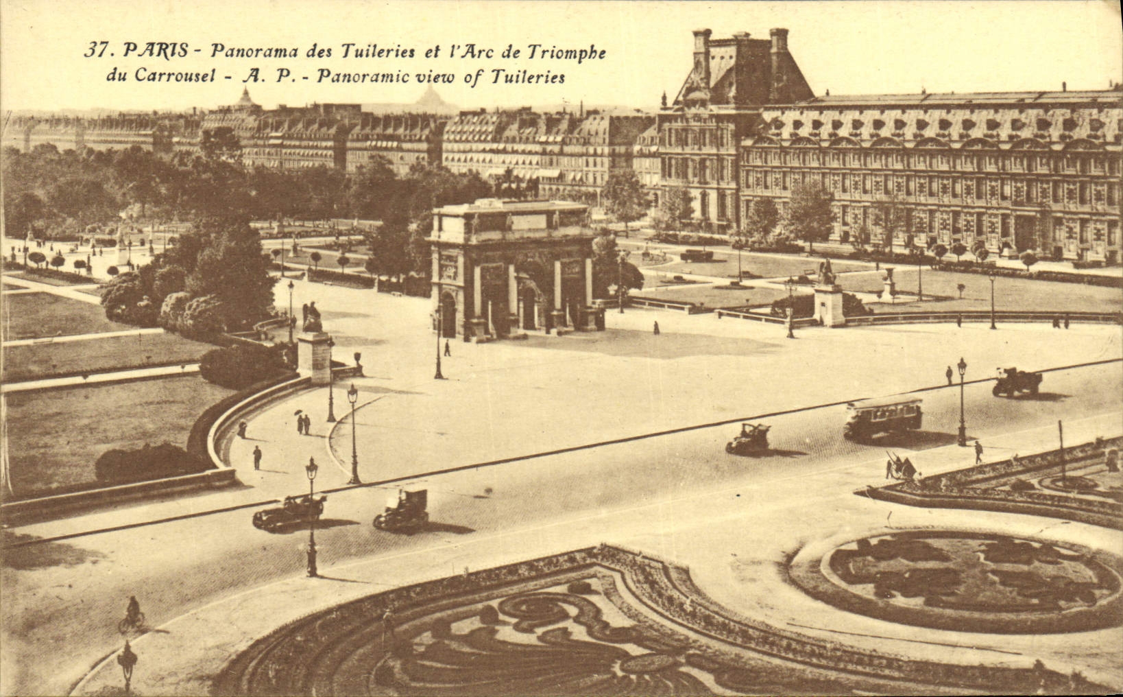 CPA Paris Panorama des Tuileries et l'Arc de Triomphe du Carrousel