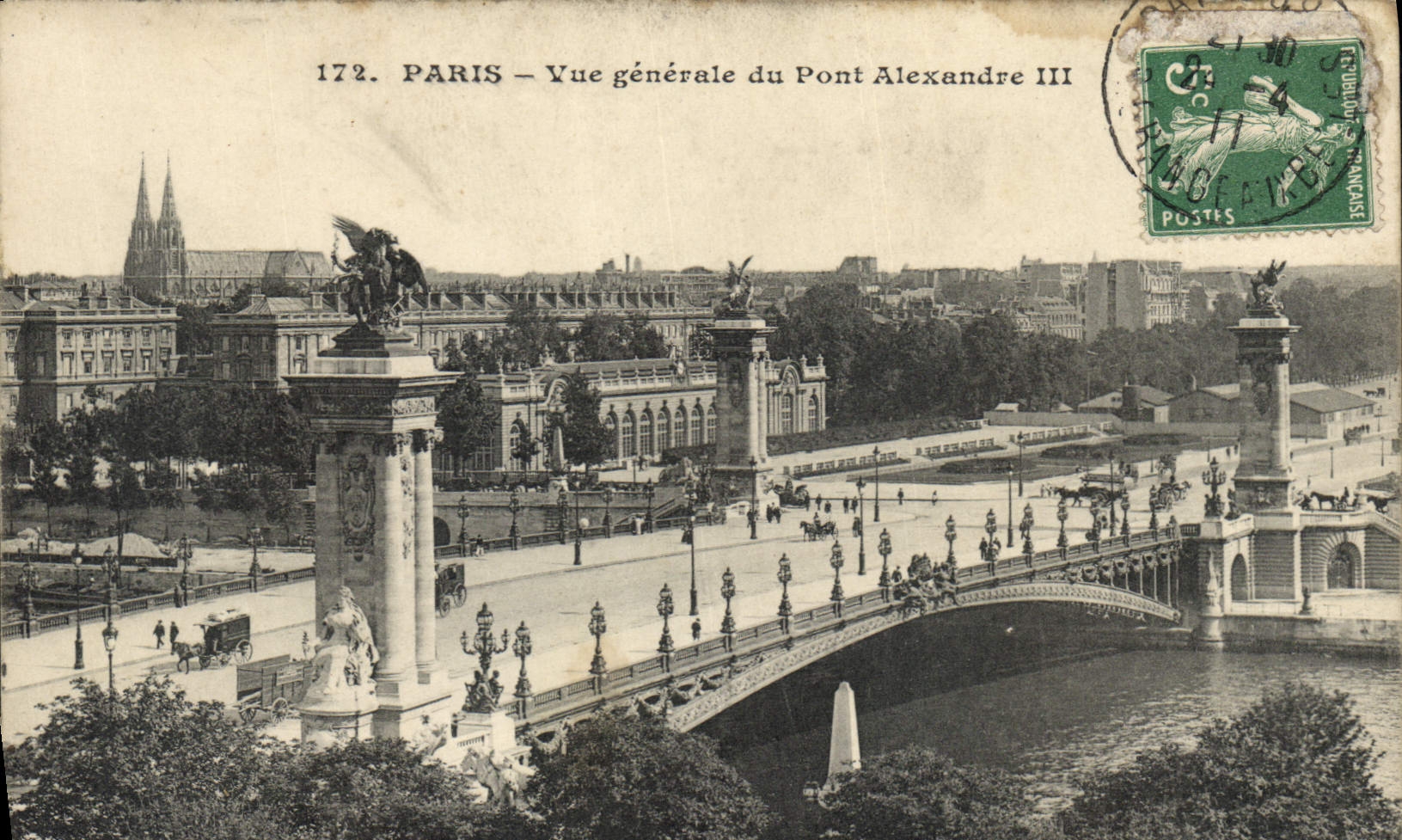 CPA Paris Vue generale du Pont Alexandre III