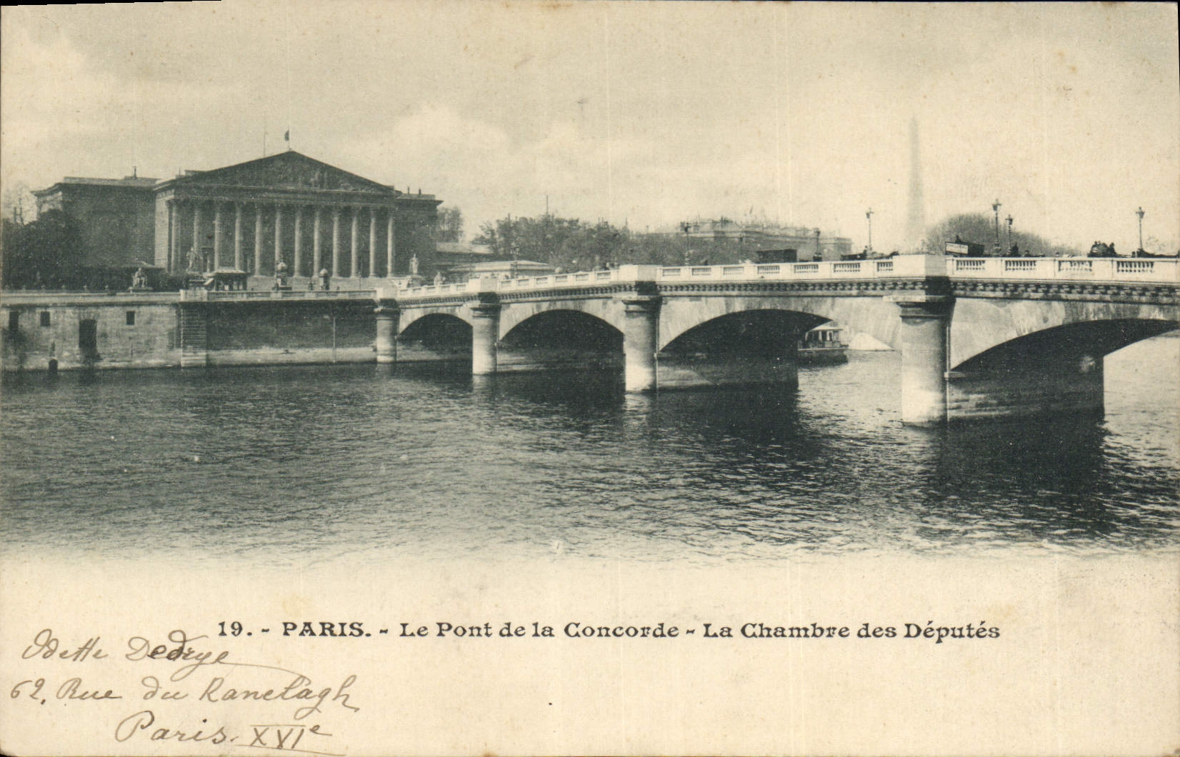 CPA Paris Le Pont de la Concorde La Chambre des Deputes 
