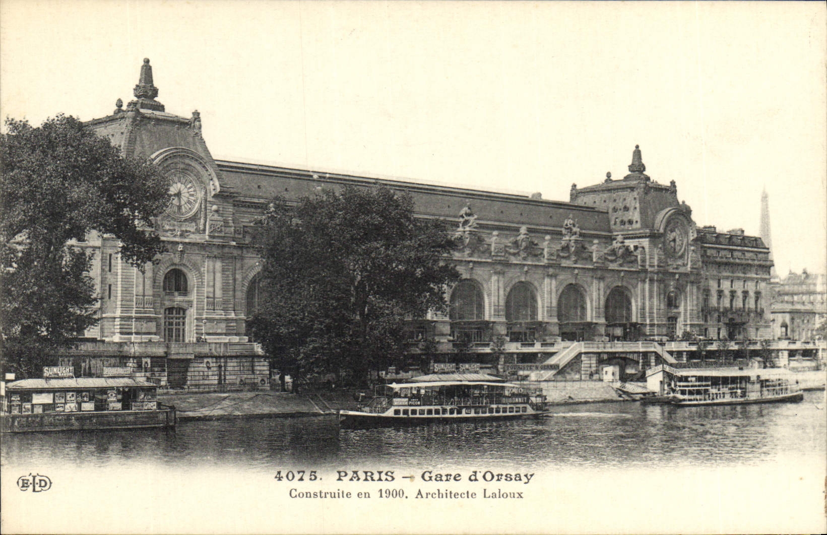 CPA Paris Gare d'Orsay Bateaux