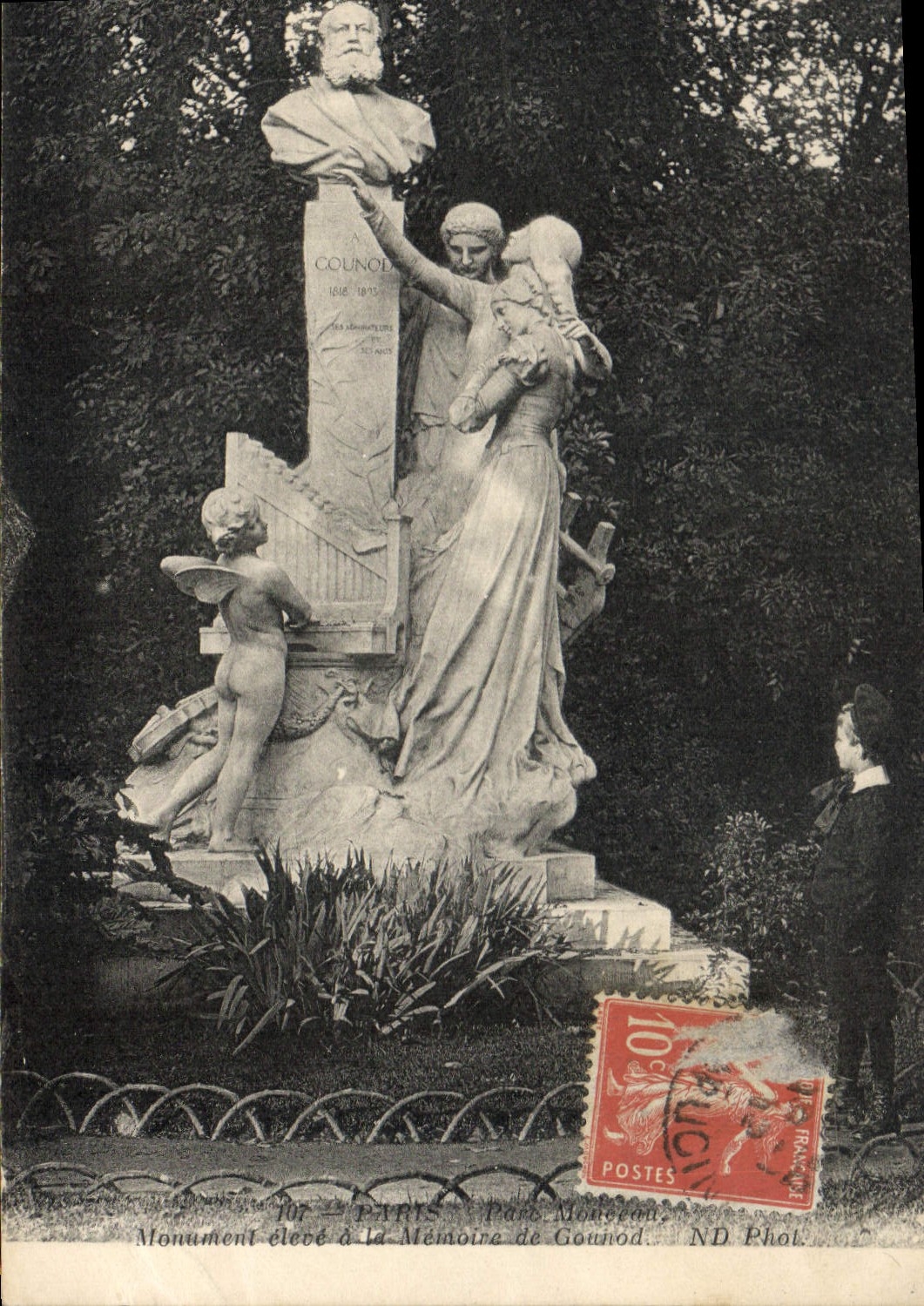 CPA Paris Monument eleve a la Memoire de Gounod