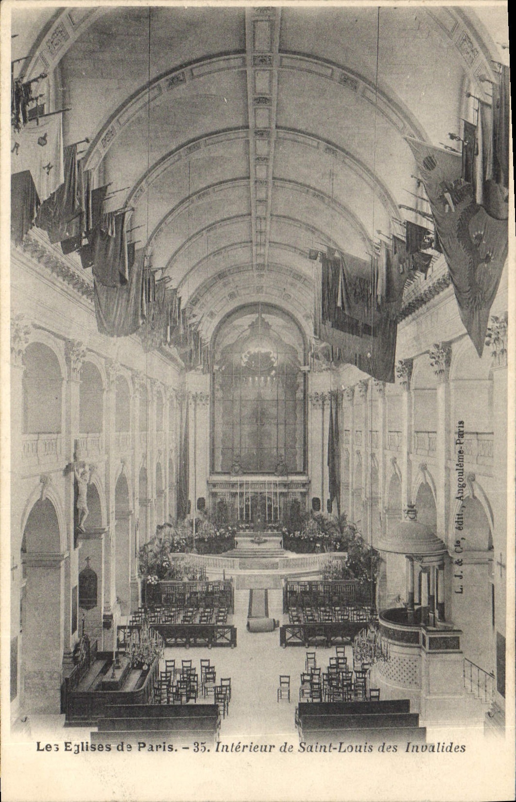 CPA Les Eglise de Paris Interieur de Saint Louis des Invalides