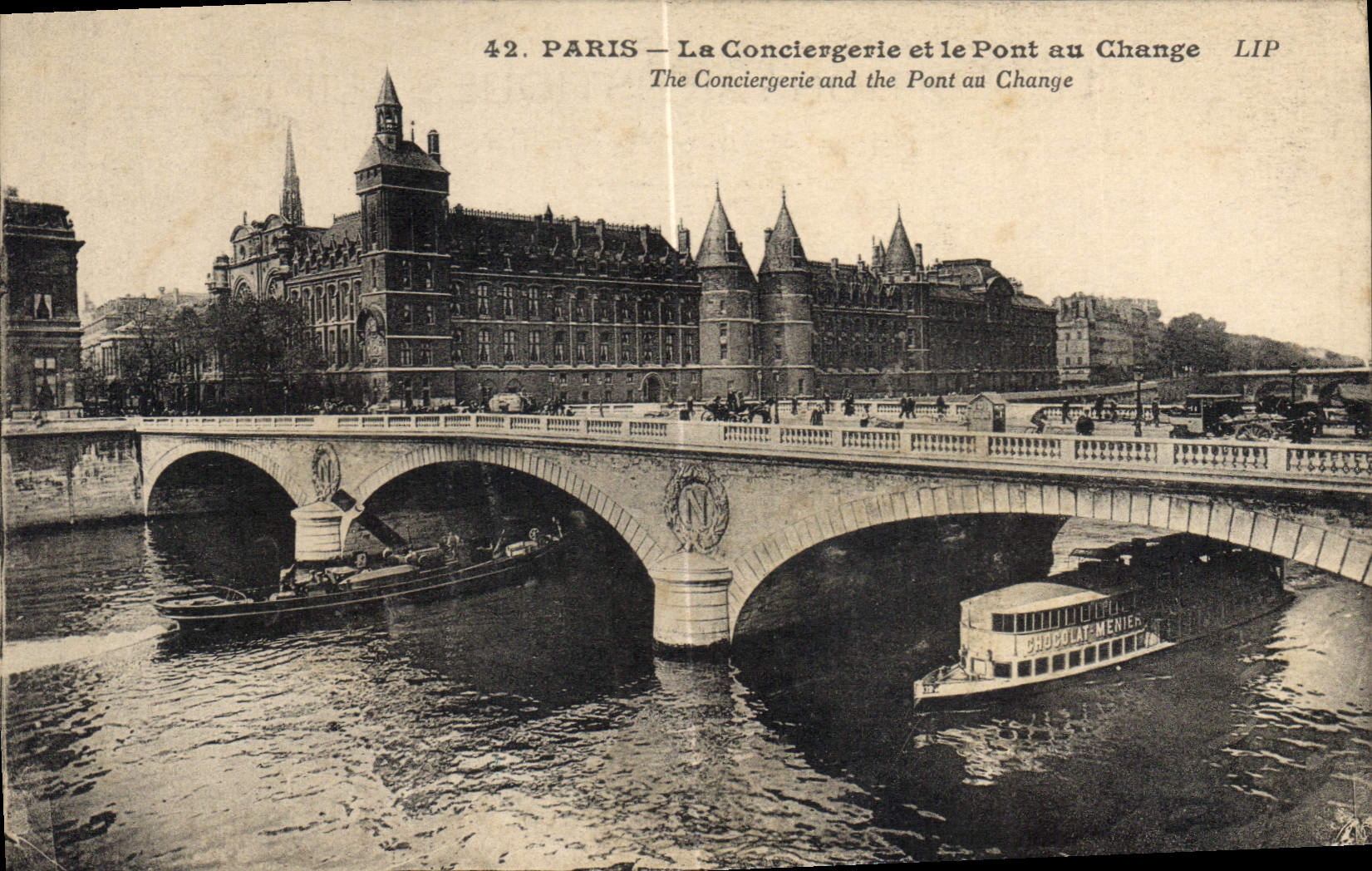 CPA Paris La Conciergerie et le Pont au Change Bateaux