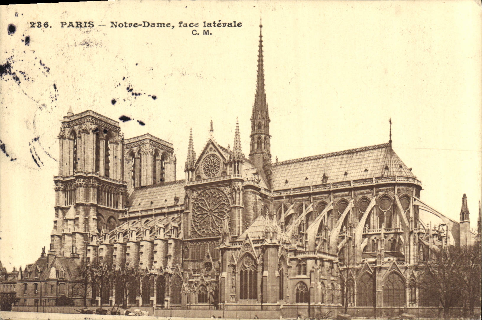 CPA Paris Notre Dame face laterale