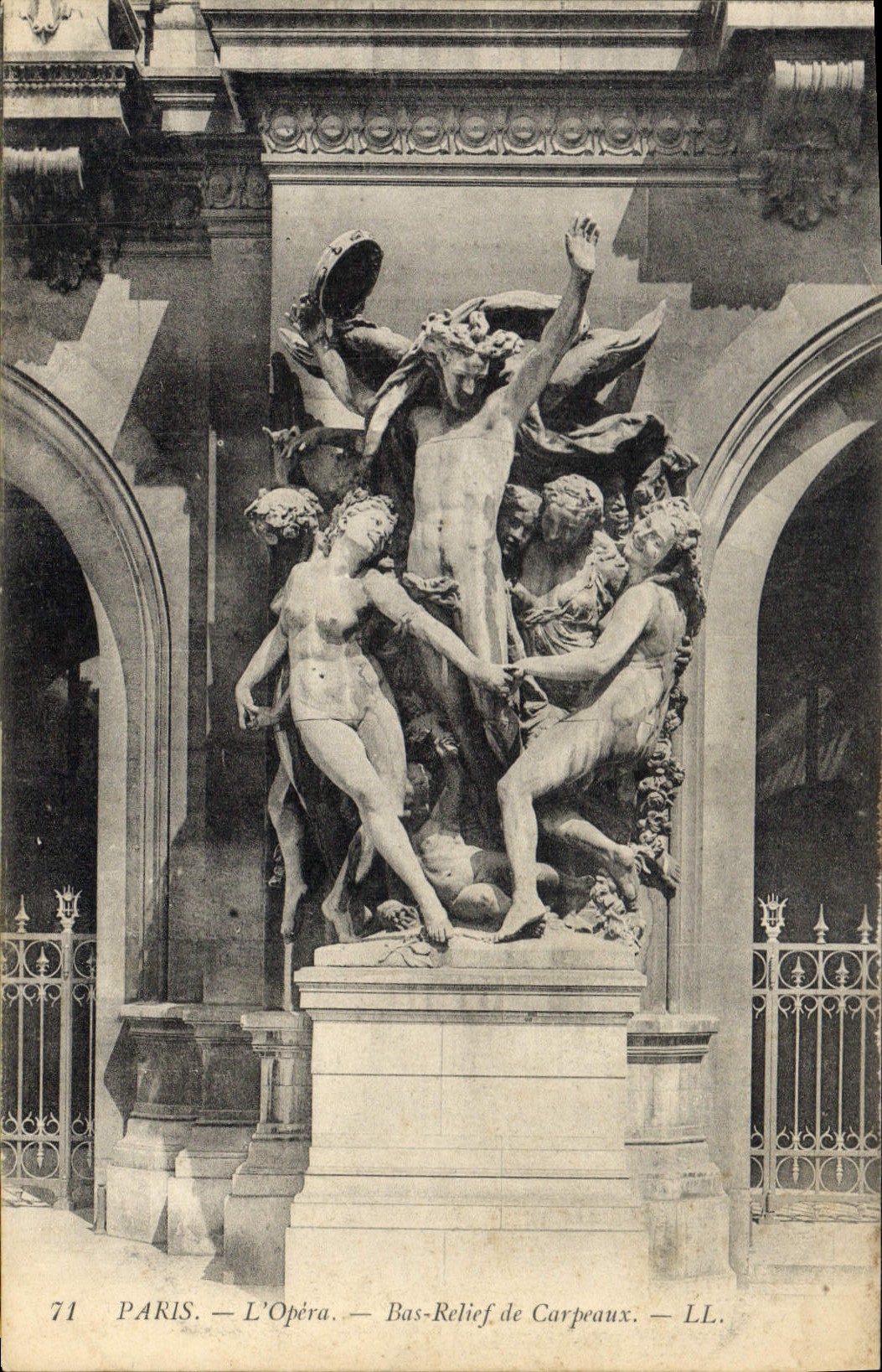 CPA Paris L'Opera Bas Relief de Carpeaux