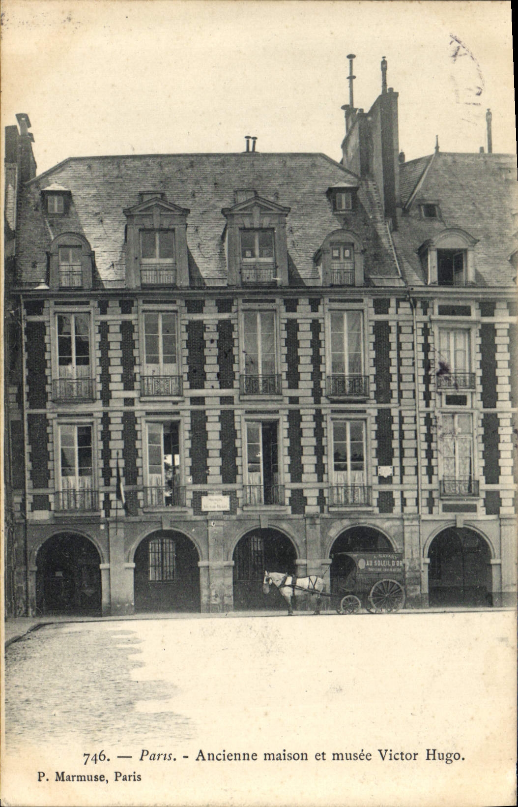CPA Paris Ancienne maison et musee Victor Hugo 