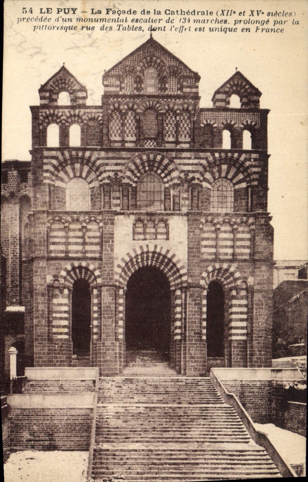 CPA Le Puy La Facade de la Cathedrale