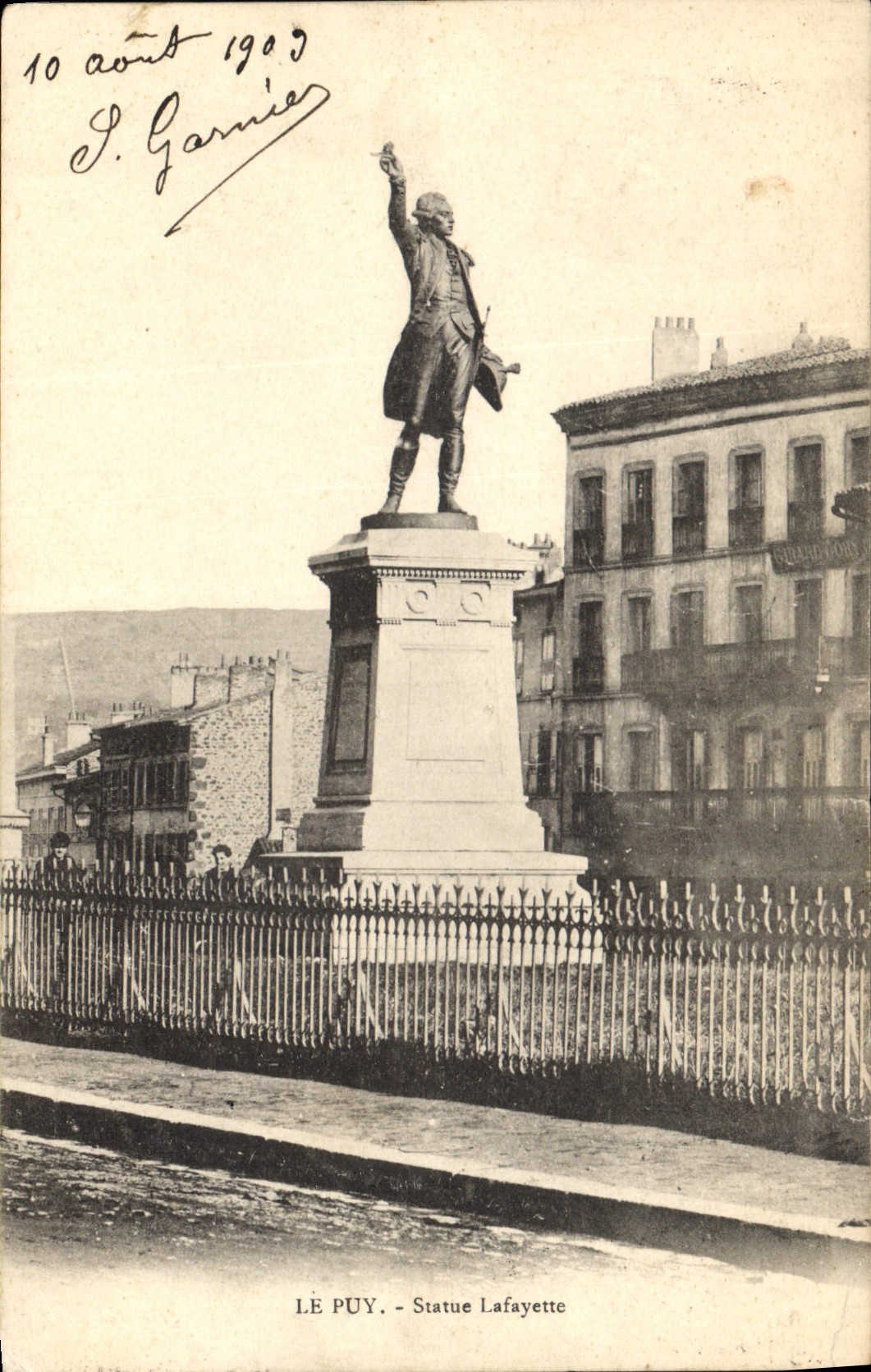 CPA Le Puy Statue Lafayette 