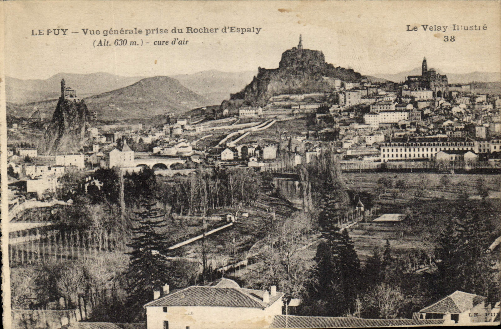 CPA Le Puy Vue generale prise du Rocher d'Espaly 