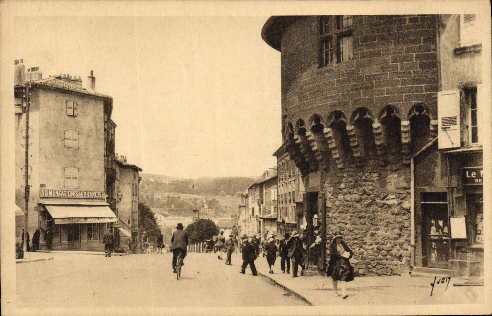 CPA Le Puy Haute Loire La Tour Pannessac et Boulevard Carnot 