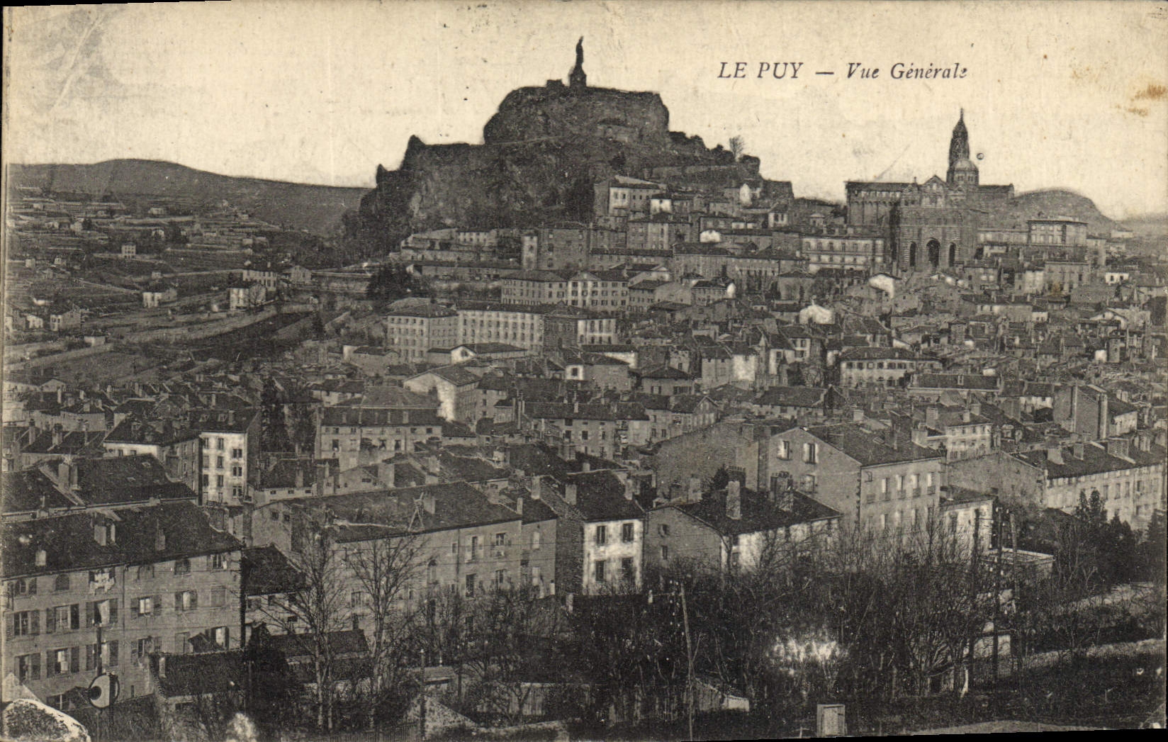 CPA Le Puy Vue Generale 