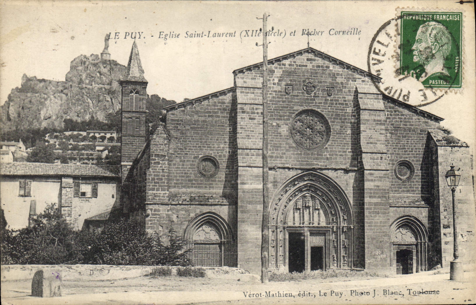 CPA Le Puy Eglise Saint Laurent et Rocher Corneille